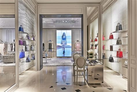 dior stores in singapore.